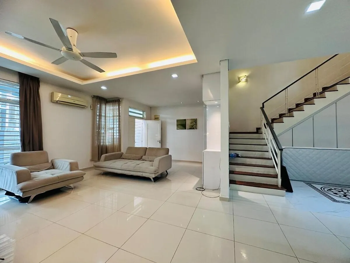Shamrock Bay Haven 5Br Homestay For 22Pax At B Ferringghi 바투 페링기
