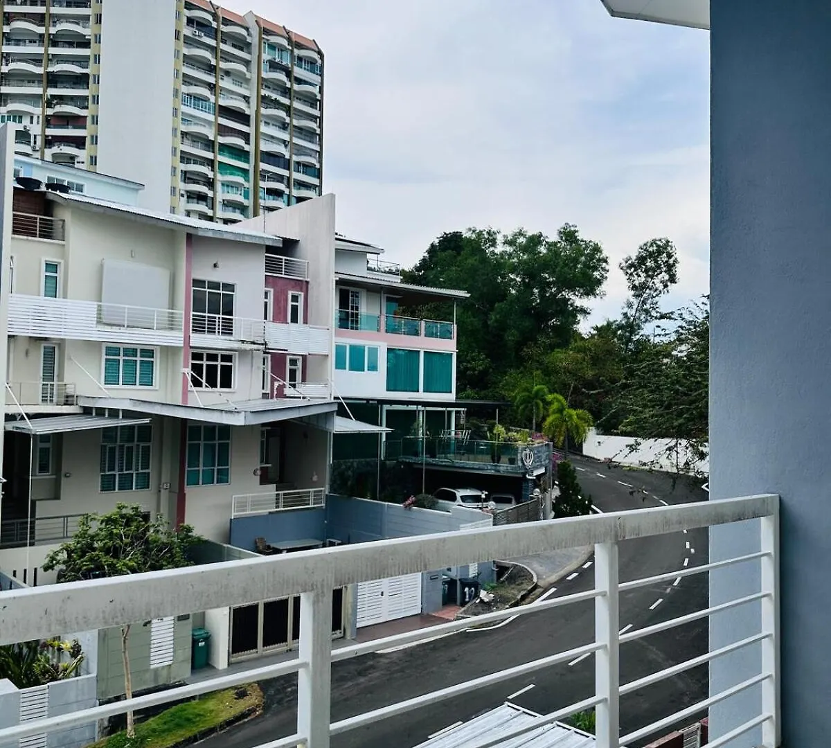 Shamrock Bay Haven 5Br Homestay For 22Pax At B Ferringghi 바투 페링기 0*,